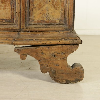 Particular Chest lastronata