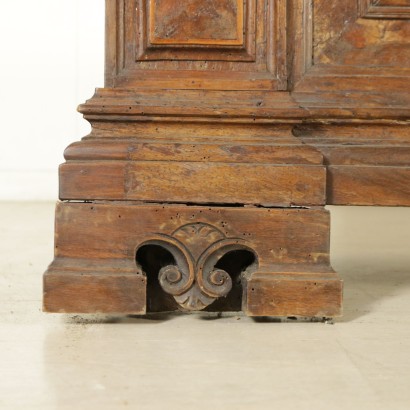 The Particular Chest Of Lombard