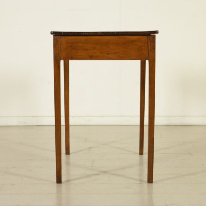 di mano in mano, piccolo scrittoio, piccolo scrittoio antico, piccolo scrittoio antiquariato, piccolo scrittoio primi 900, piccolo scrittoio legno, antiquariato, antichità, piccolo scrittoio liberty, liberty, arredamento liberty