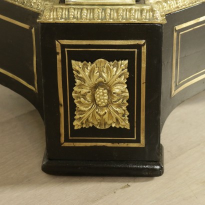 Pequeño armario de estilo Boulle