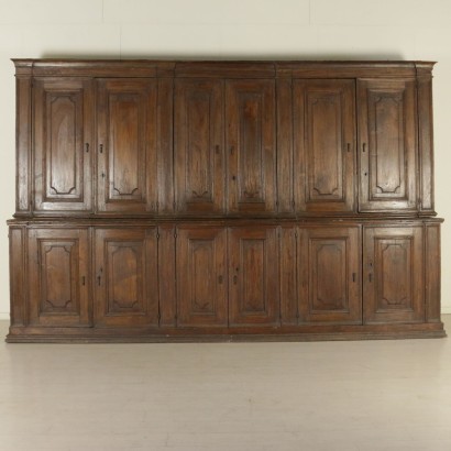 Grande credenza a due corpi