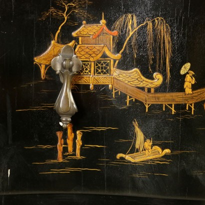 di mano in mano, comò chinoiserie, mobile chinoiserie, comò antico, comò antiquariato, comò di antiquariato, comò laccato, comò 900, comò inizio 900