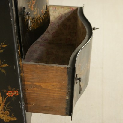 di mano in mano, comò chinoiserie, mobile chinoiserie, comò antico, comò antiquariato, comò di antiquariato, comò laccato, comò 900, comò inizio 900