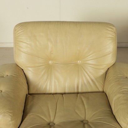 di mano in mano, poltrone anni 70-80, poltrone anni 70, anni 70, poltrona anni 80, anni 80, poltrone vintage, poltrone di modernariato