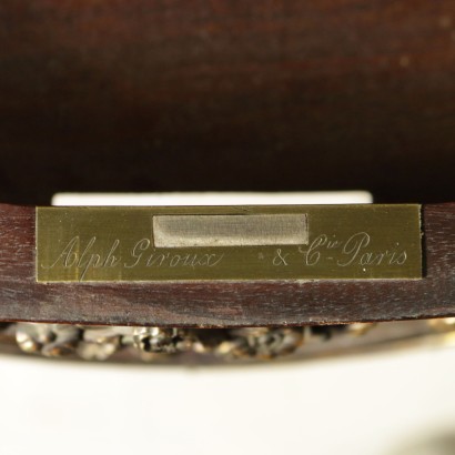 Scrittoio con alzata Alph Giroux - firma