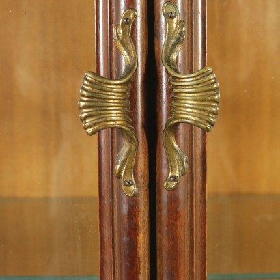 di mano in mano, vetrina inizi 900, vetrina 900, vetrina antica, vetrina antiquariato, vetrina in noce, vetrina di antiquariato