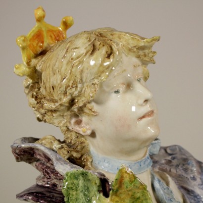 Pair of female busts - especially