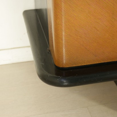 1940s sideboard - detail