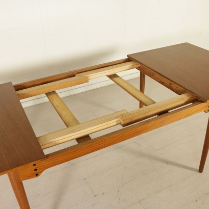 di mano in mano, tavolo nordico, tavolo nord europa, tavolo anni 60, anni 60, arredamento anni 60, tavolo allungabile, tavolo vintage, tavolo di modernariato, vintage nordico, tavolo in teak