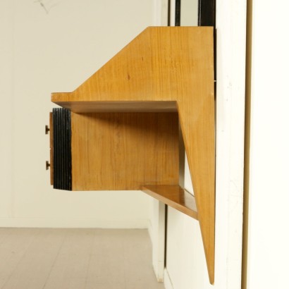 {* $ 0 $ *}, toilette années 50-60, toilette années 50, toilette années 60, toilette miroir, toilette miroir années 60, toilette miroir années 50, toilette décorée, dessus en verre, toilette dessus en verre