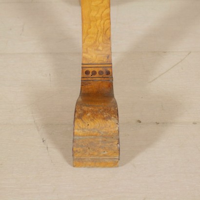 Escritorio De Estilo Biedermeier Con Incrustaciones De