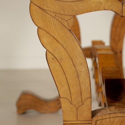 Escritorio De Estilo Biedermeier Con Incrustaciones De
