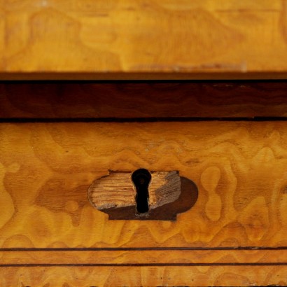 Escritorio De Estilo Biedermeier Con Incrustaciones De