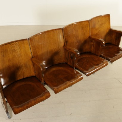 di mano in mano, sedie da cinema, fila di poltrone, fila di sedie, cinema anni 60, poltrone da cinematografo, fila di sedie vintage, fila di sedie di modernariato, sedie cinema, poltrone cinema, fila di poltrone vintage, fila di poltrone modernariato, seduta ribaltabile, sedie con seduta ribaltabile, sedia ribaltabile