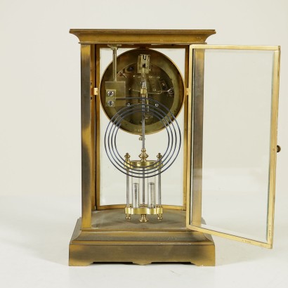 di mano in mano, orologio da tavolo, orologio a pendolo, orologio antico, orologio antiquariato, orologio antico, orologio di antiquariato, orologio in bronzo, orologio da tavolo in bronzo, orologio 900, orologio primi 900, orologio inizio 900, orologio inizi 900
