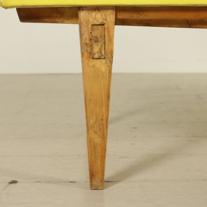 di mano in mano, divano anni 50, anni 50, divano vintage, vintage anni 50, seduta vintage, seduta di modernariato, divano in faggio, divano giallo, divano di modernariato