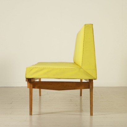 di mano in mano, divano anni 50, anni 50, divano vintage, vintage anni 50, seduta vintage, seduta di modernariato, divano in faggio, divano giallo, divano di modernariato