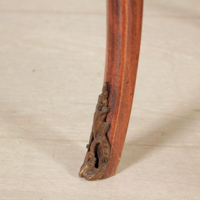 di mano in mano, tavolino a fagiolo, tavolino antico, tavolino antiquariato, tavolino 900, tavolino 900, tavolino metà 900