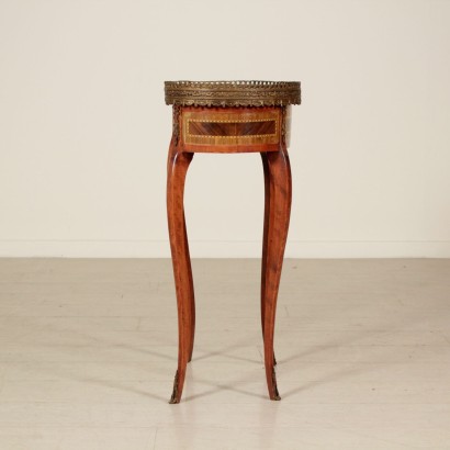 di mano in mano, tavolino a fagiolo, tavolino antico, tavolino antiquariato, tavolino 900, tavolino 900, tavolino metà 900