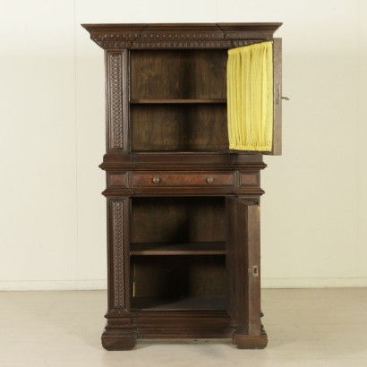 di mano in mano, stipo in stile neorinascimento, stipo antico, stipo antiquariato, stipo di antiquariato, stipo intagliato, stipo 900, stipo metà 900, stipo in noce