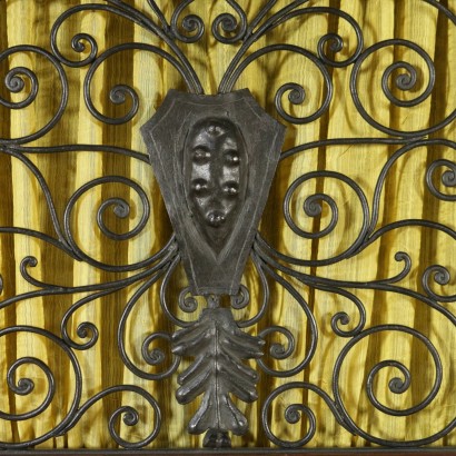 di mano in mano, stipo in stile neorinascimento, stipo antico, stipo antiquariato, stipo di antiquariato, stipo intagliato, stipo 900, stipo metà 900, stipo in noce