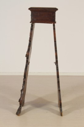 Bottega del 900, neo-Renaissance, neo-Baroque flower stands, plant pot planter pot early 900, 900 walnut, plant pot, Italy