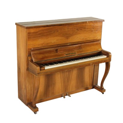 pianoforte verticale, pianoforte antico, pianoforte antiquariato, pianoforte di antiquariato, pianoforte Grotrian-Steinweg, Grotrian-Steinweg, produzione Grotrian-Steinweg, pianoforte 900, pianoforte del 900