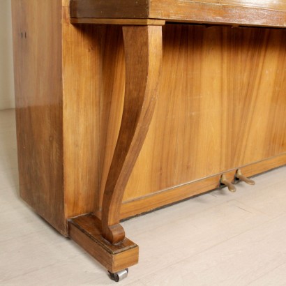 pianoforte verticale, pianoforte antico, pianoforte antiquariato, pianoforte di antiquariato, pianoforte Grotrian-Steinweg, Grotrian-Steinweg, produzione Grotrian-Steinweg, pianoforte 900, pianoforte del 900