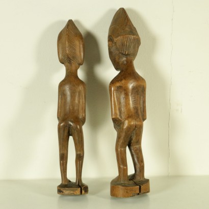Coppia di sculture lignee