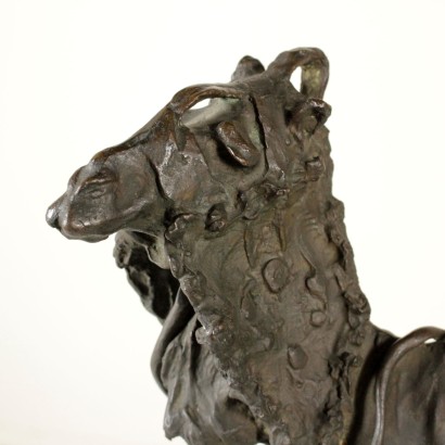 Scultura di Ernesto Bazzaro-particolare