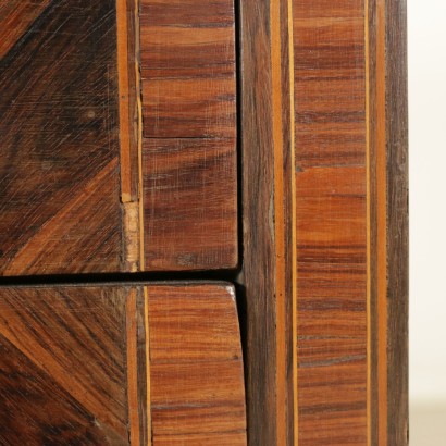 Comò Neoclassico-particolare