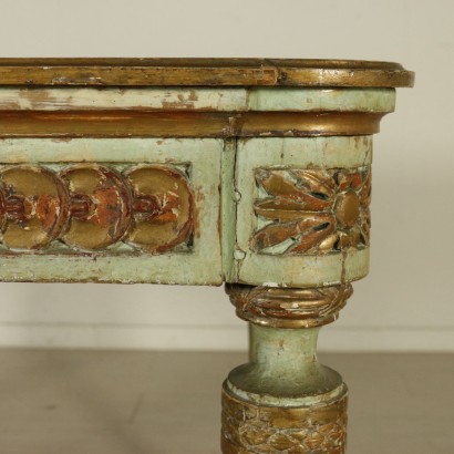 Tavolo laccato-particolare