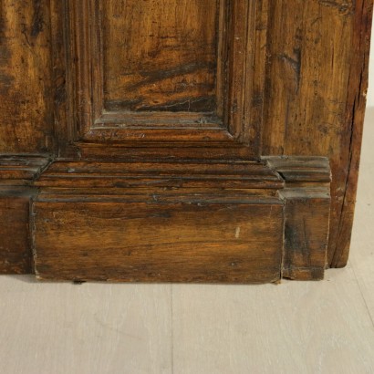 Boiserie carved-detail