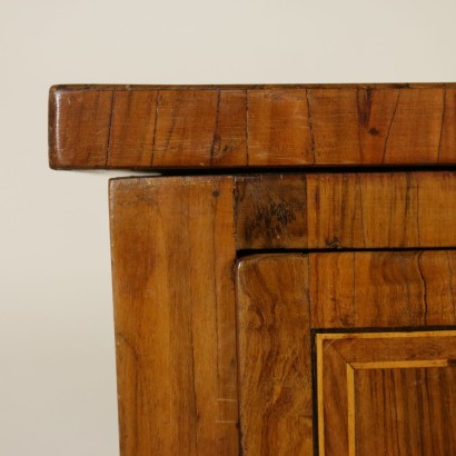 A work desk and a Neoclassical style by the centre-especially
