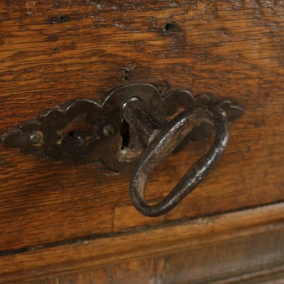 Cassapanca apribile sul fronte-particolare