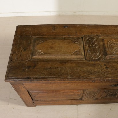 Cassapanca apribile sul fronte-particolare