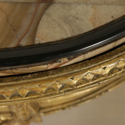 Console, Néoclassique-particulier