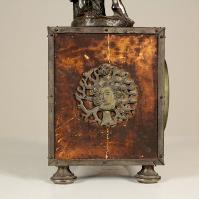 Orologio da tavolo-particolare