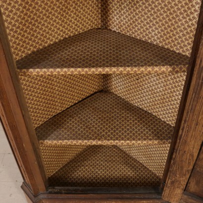 Antiquitäten, Eckschrank, antike Eckschränke, antiker Eckschrank, alter italienischer Eckschrank, antiker Eckschrank, neoklassizistischer Eckschrank, 19. Jahrhundert Eckschrank