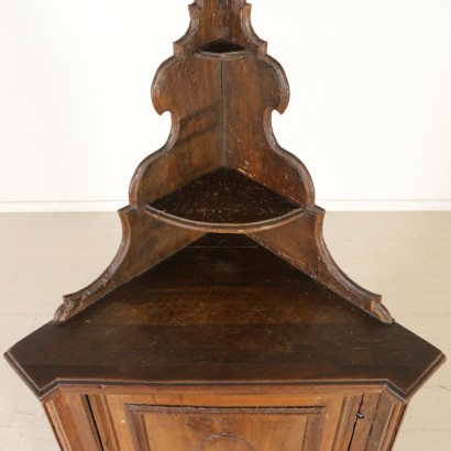 Antiquitäten, Eckschrank, antike Eckschränke, antiker Eckschrank, alter italienischer Eckschrank, antiker Eckschrank, neoklassizistischer Eckschrank, 19. Jahrhundert Eckschrank