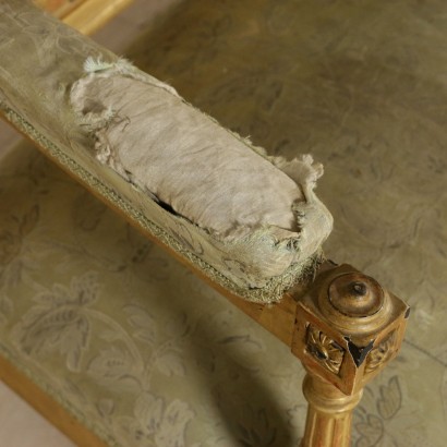 Divano dorato-particolare