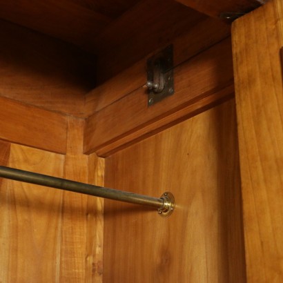 antiquariato, armadio, antiquariato armadio, armadio antico, armadio antico italiano, armadio di antiquariato, armadio neoclassica, armadio del 900