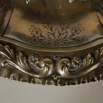 Centrotavola in argento-particolare