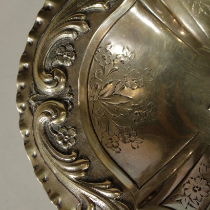 Centrotavola in argento-particolare