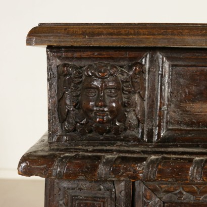 Inginocchiatoio-particolare