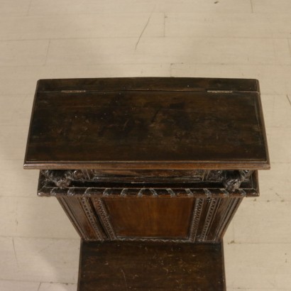 Inginocchiatoio-particolare