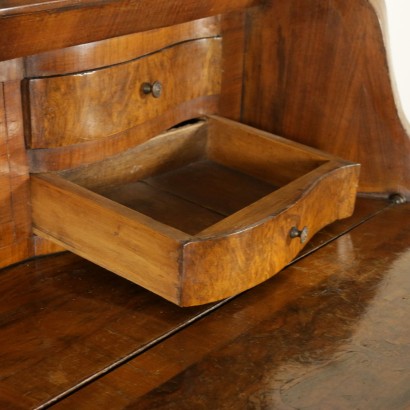 Antiquitäten, Sekretär, Antiker Sekretär, Antiker Sekretär, Antiker italienischer Sekretär, Antiker Sekretär, neoklassischer Sekretär, Sekretär aus dem 19. Jahrhundert