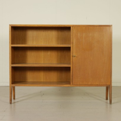 modernariato, modernariato di design, credenza, credenza modernariato, credenza di modernariato, credenza italiana, credenza vintage, credenza anni '60, credenza design anni 60