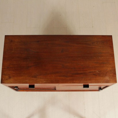 modernariato, modernariato di design, credenza, credenza modernariato, credenza di modernariato, credenza italiana, credenza vintage, credenza anni '60, credenza design anni 60