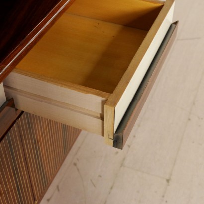 modernariato, modernariato di design, credenza, credenza modernariato, credenza di modernariato, credenza italiana, credenza vintage, credenza anni '60, credenza design anni 60